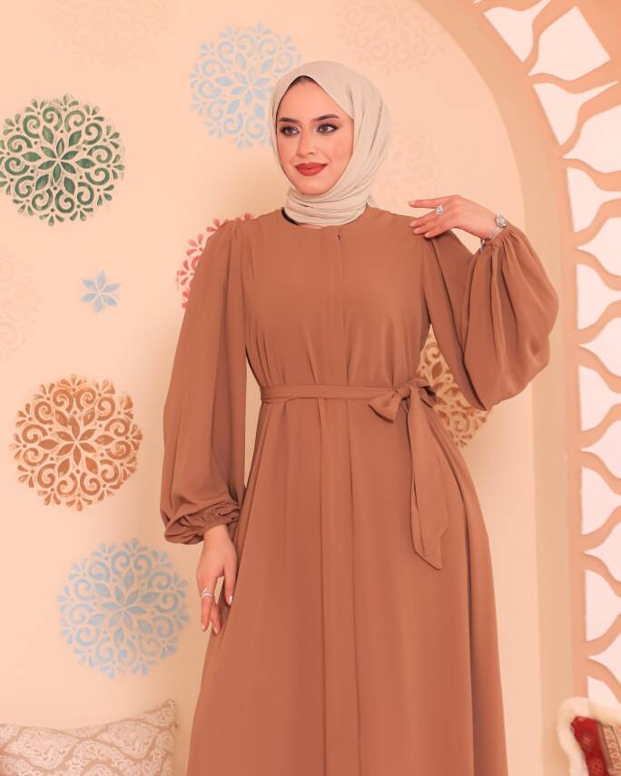 Lina Ferace- Camel - 1